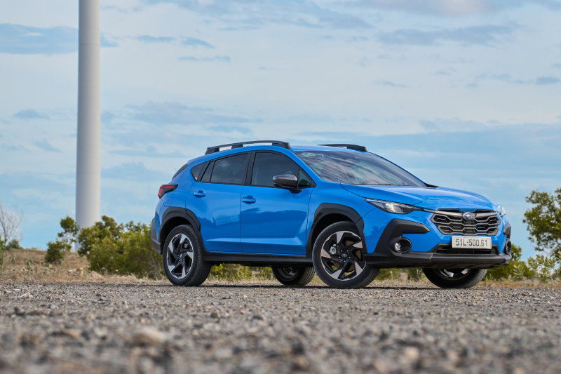 chon-suv-subaru-crosstrek-hay-subaru-outback