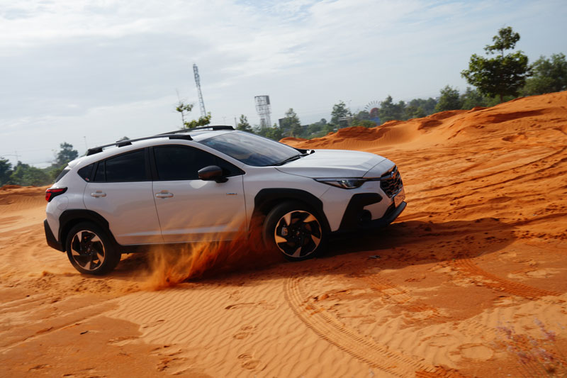 danh-gia-subaru-crosstrek-2024-hon-1-ty-nhung-khong-ai-che-dat