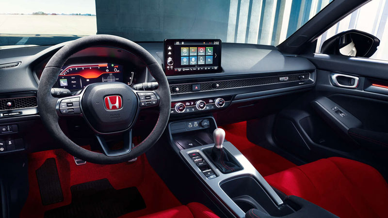 so-sanh-2-mau-xe-the-thao-dinh-dam-honda-civic-type-r-vs-subaru-brz