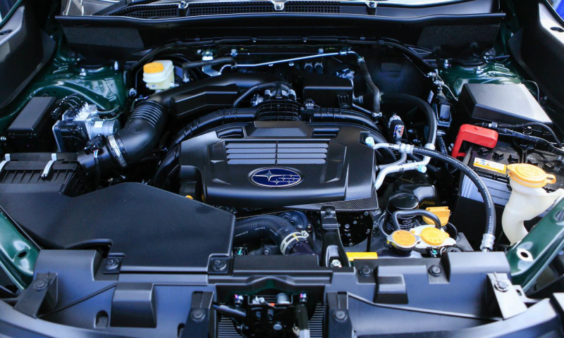 so-sanh-subaru-forester-hay-mitsubishi-outlander
